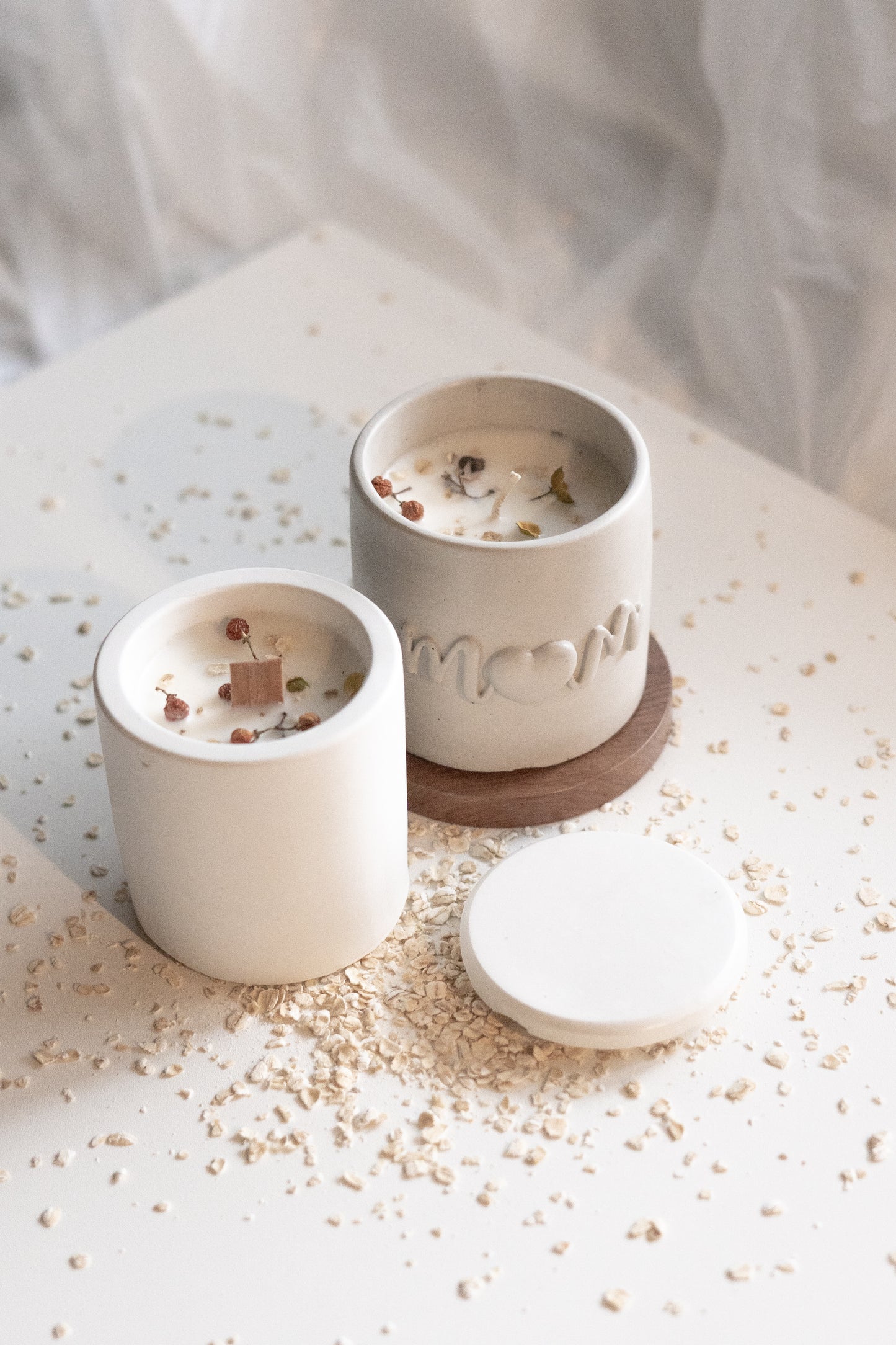 "Mom" Candle