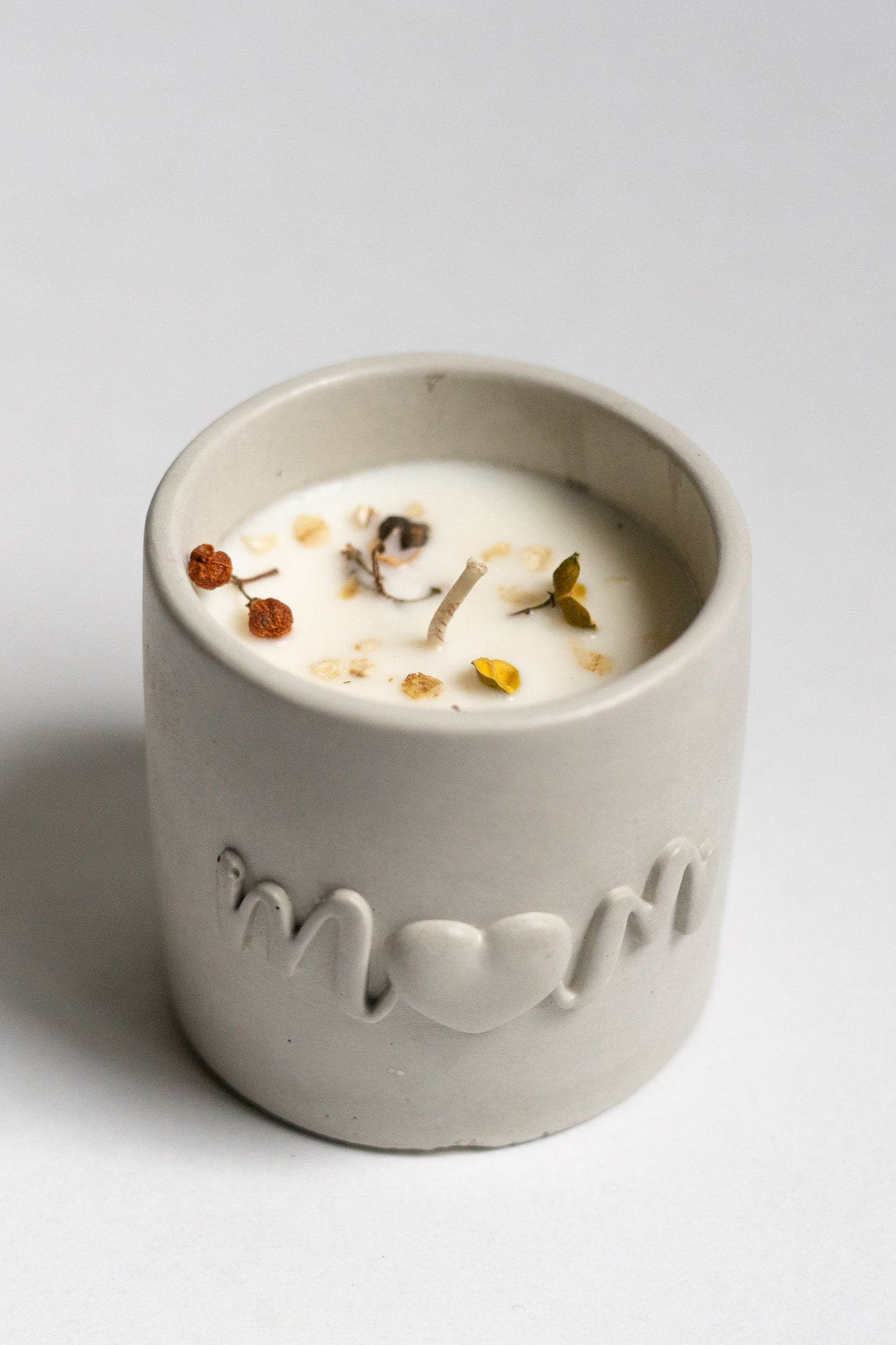 "Mom" Candle