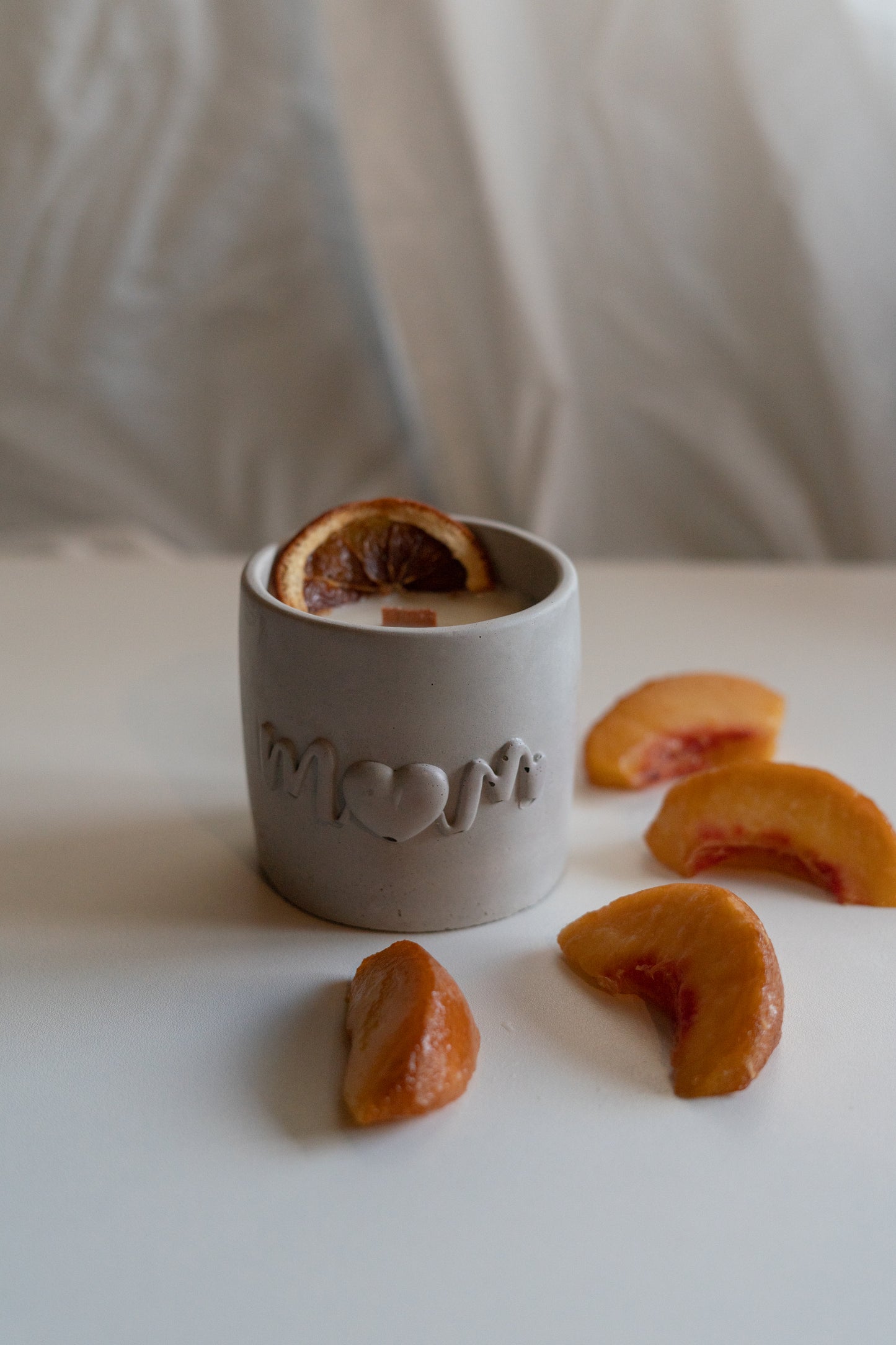 "Mom" Candle