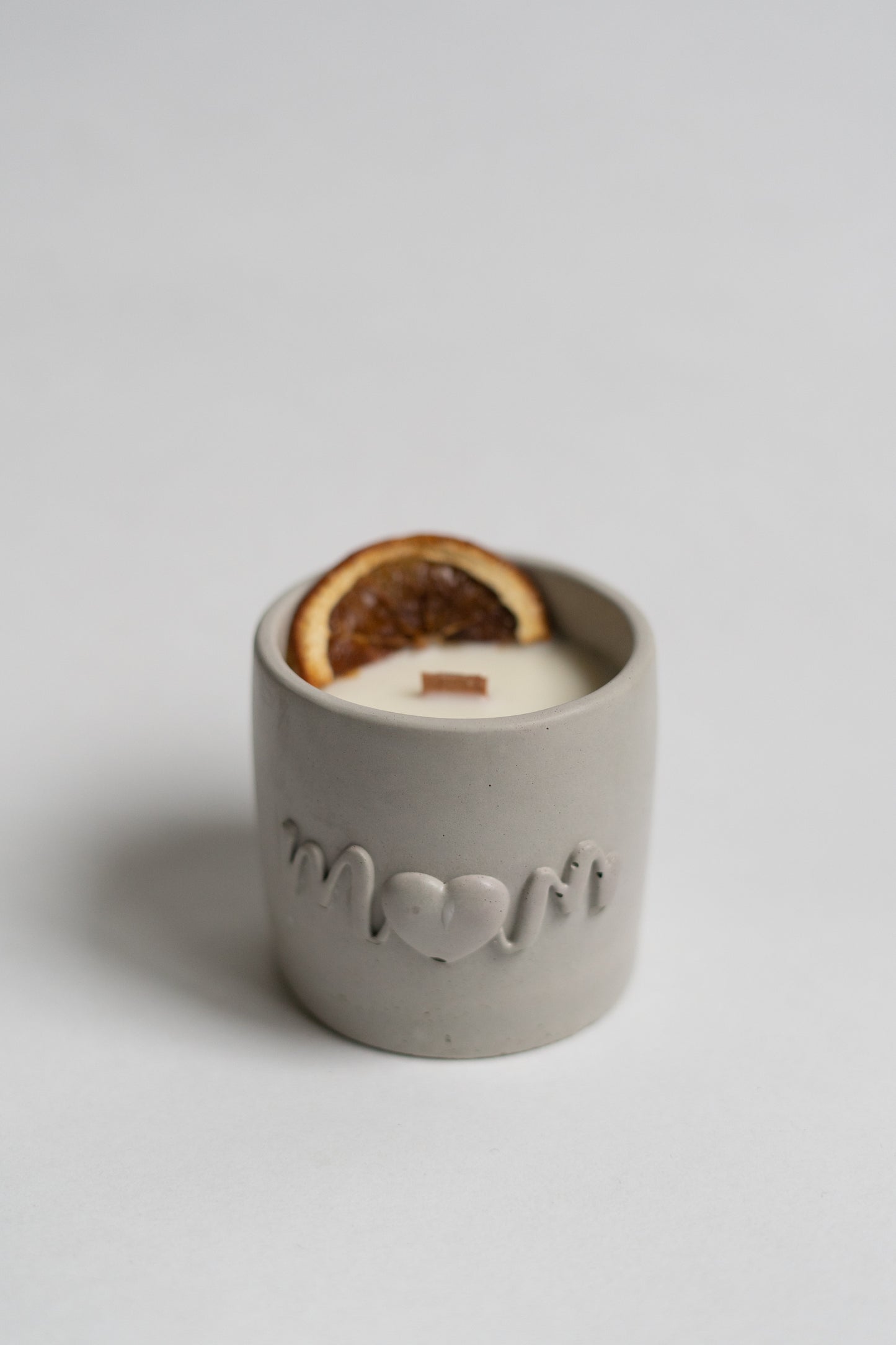 "Mom" Candle