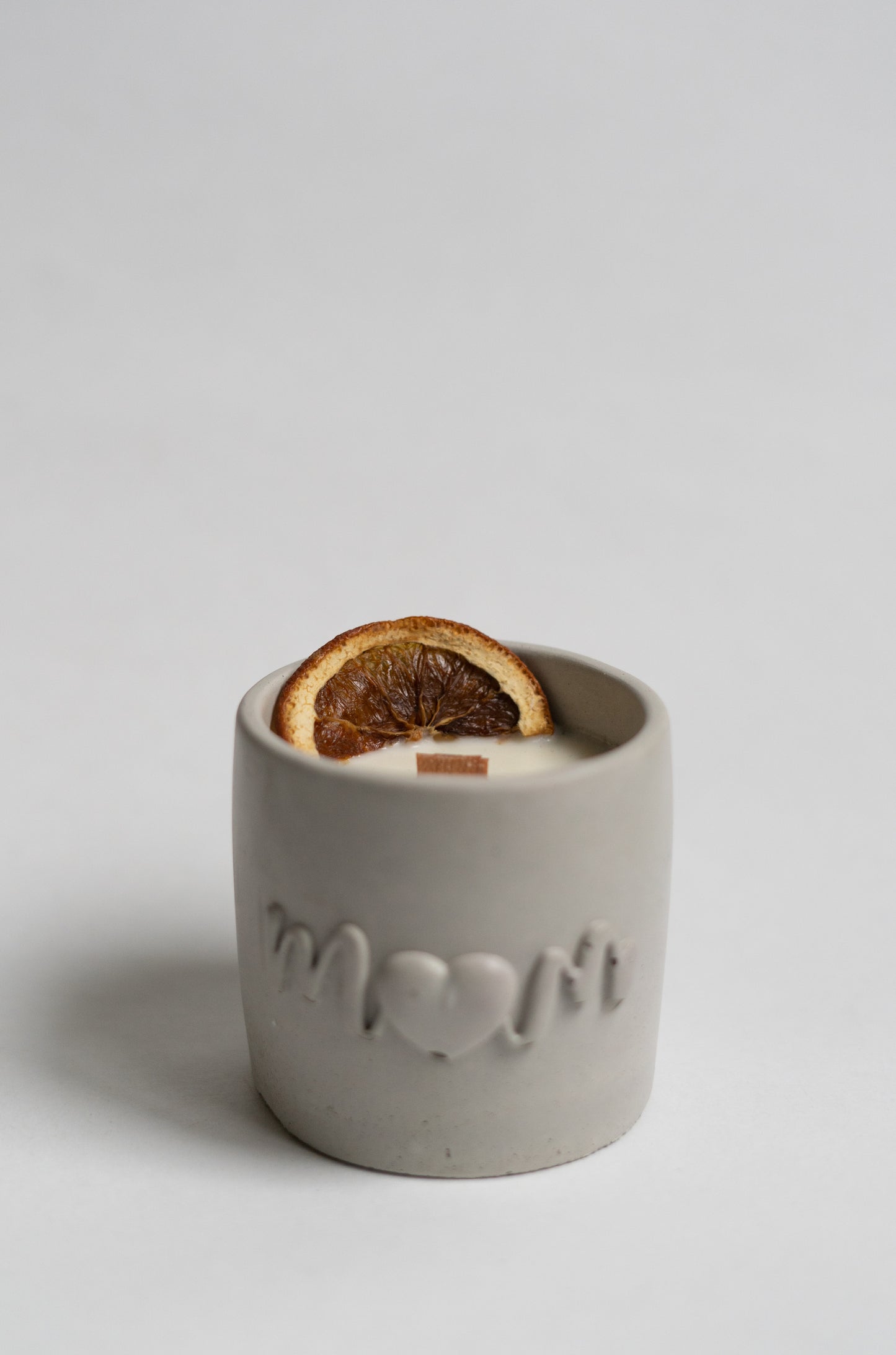 "Mom" Candle
