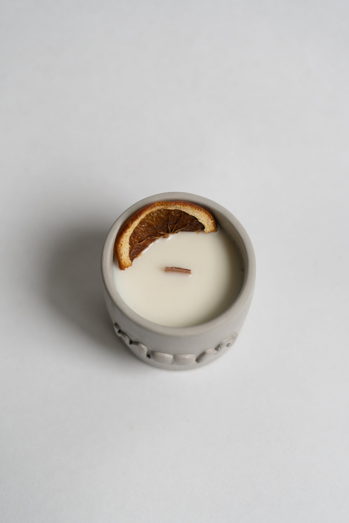 "Mom" Candle