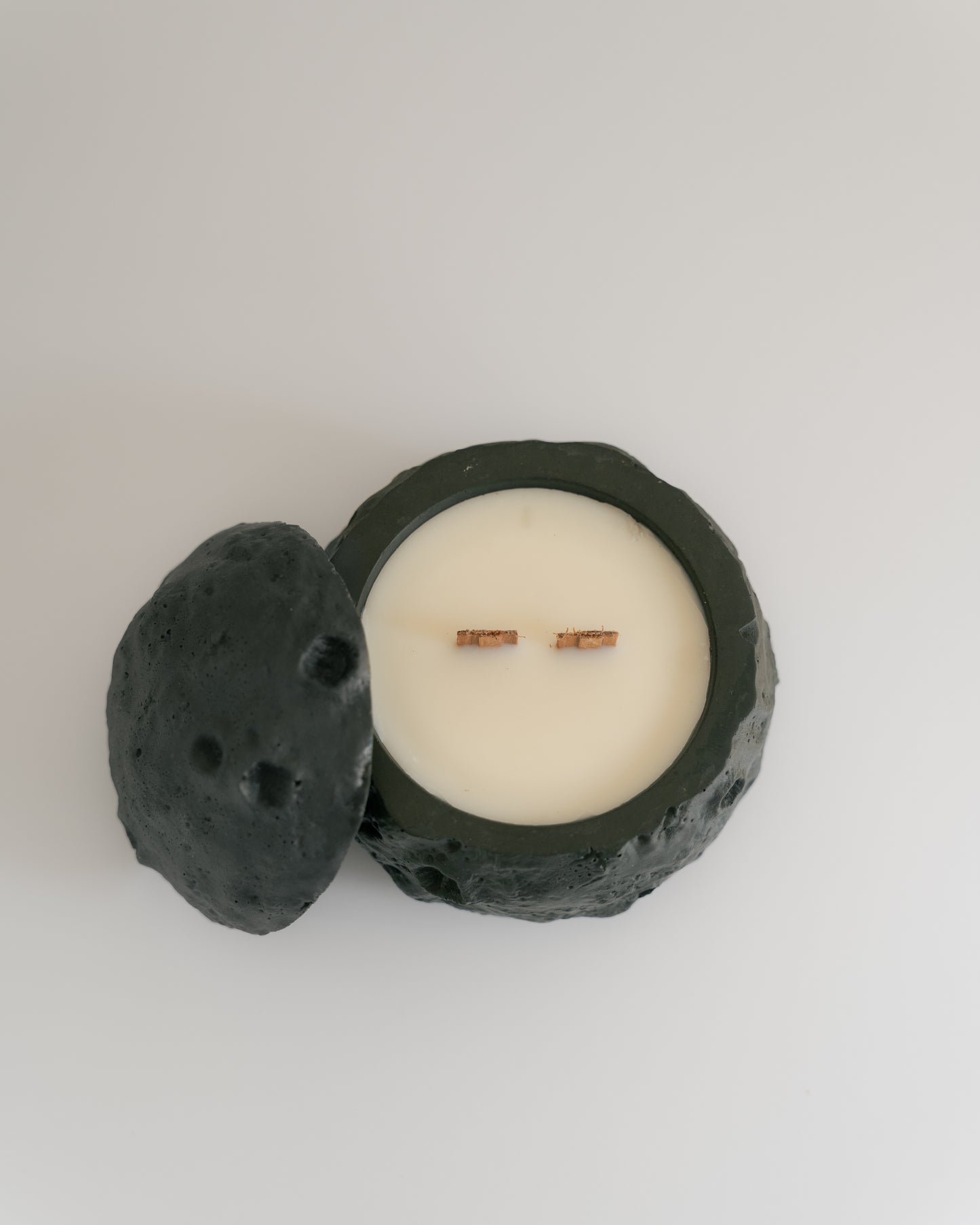 Crater Candle