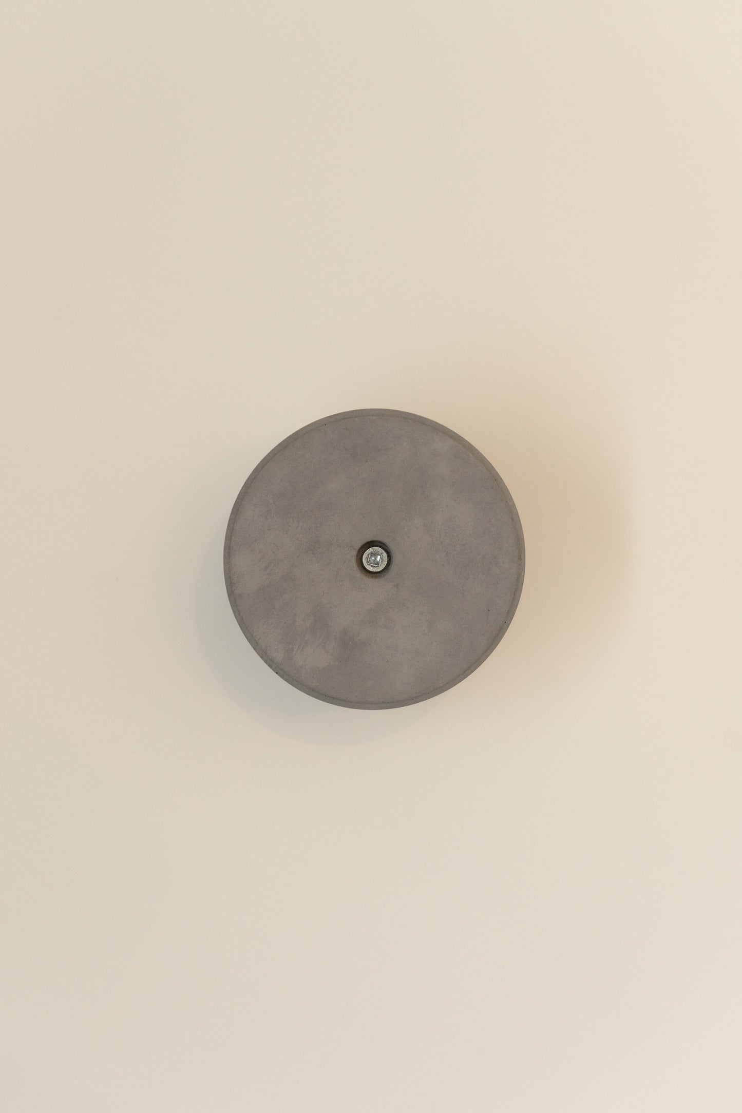 Round Wall Hanger