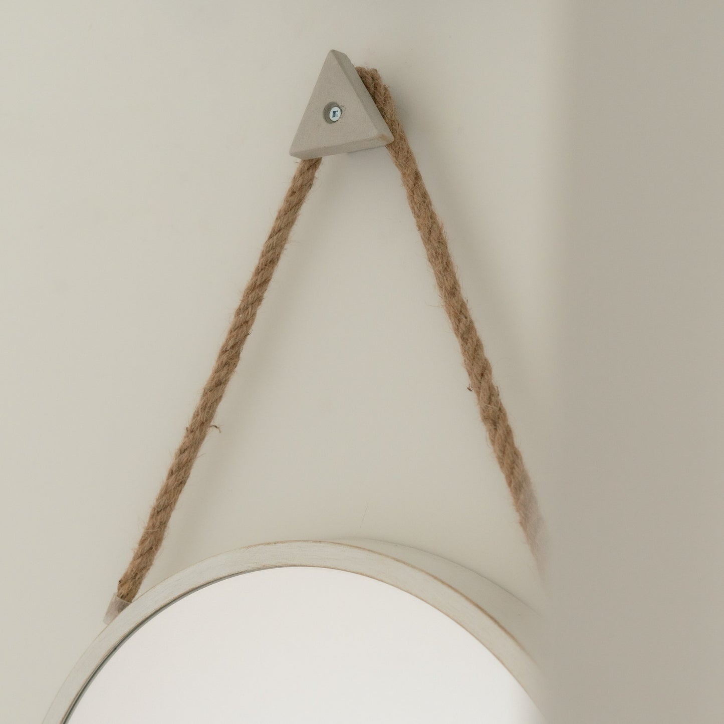 Triangle Wall Hanger